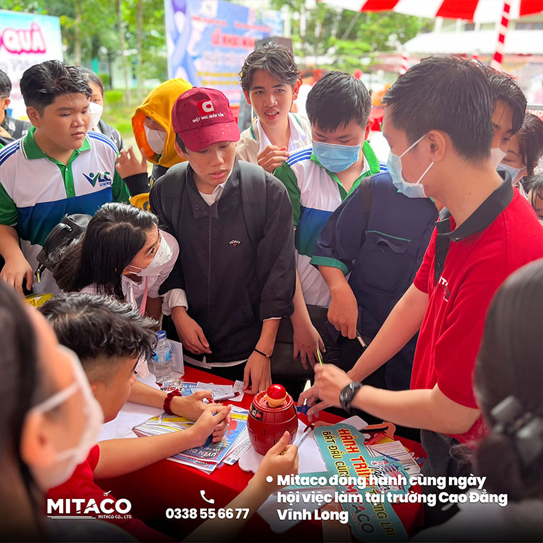 hội việc làm 13