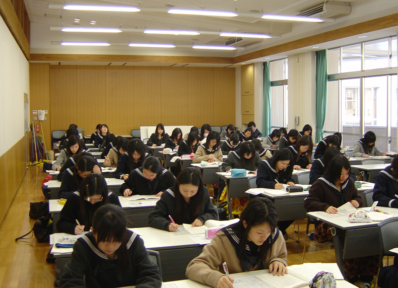 Các thông tin cần thiết về kỳ thi đại học ở Nhật cho du học sinh