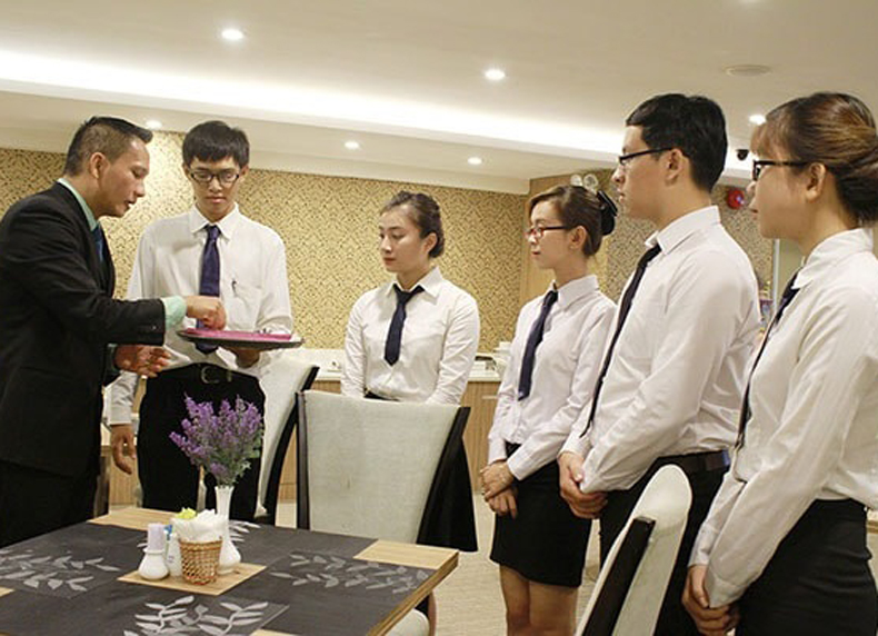 Thi Tokutei ngành khách sạn năm 2024 như thế nào?
