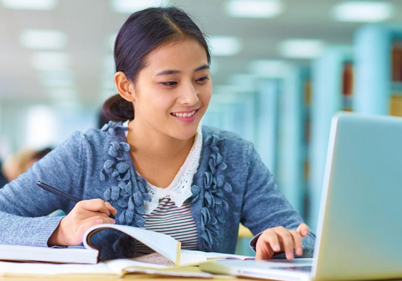 Vì sao nên chọn website học tiếng Nhật thay vì học truyền thống?